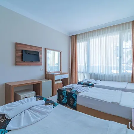 Mysea Alara Окурджалар